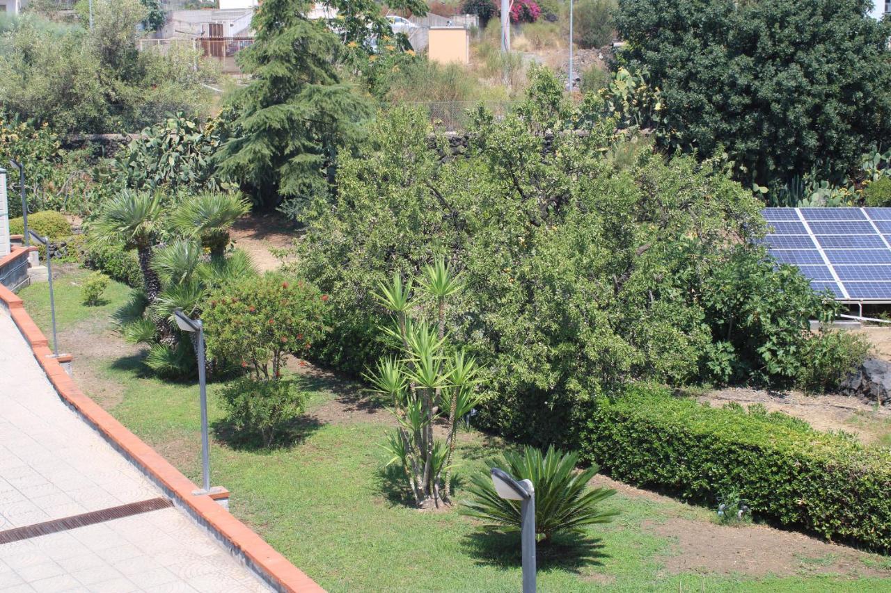 Villa Sicilia Apartment Catania Bagian luar foto
